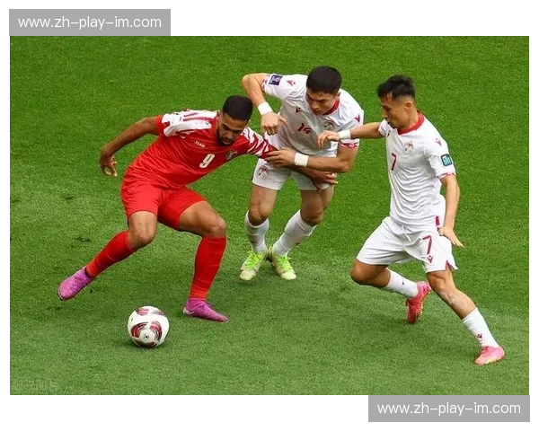 铁血碰撞！中国龙vs沙漠之骑，谁能主宰亚洲足坛的新秩序？